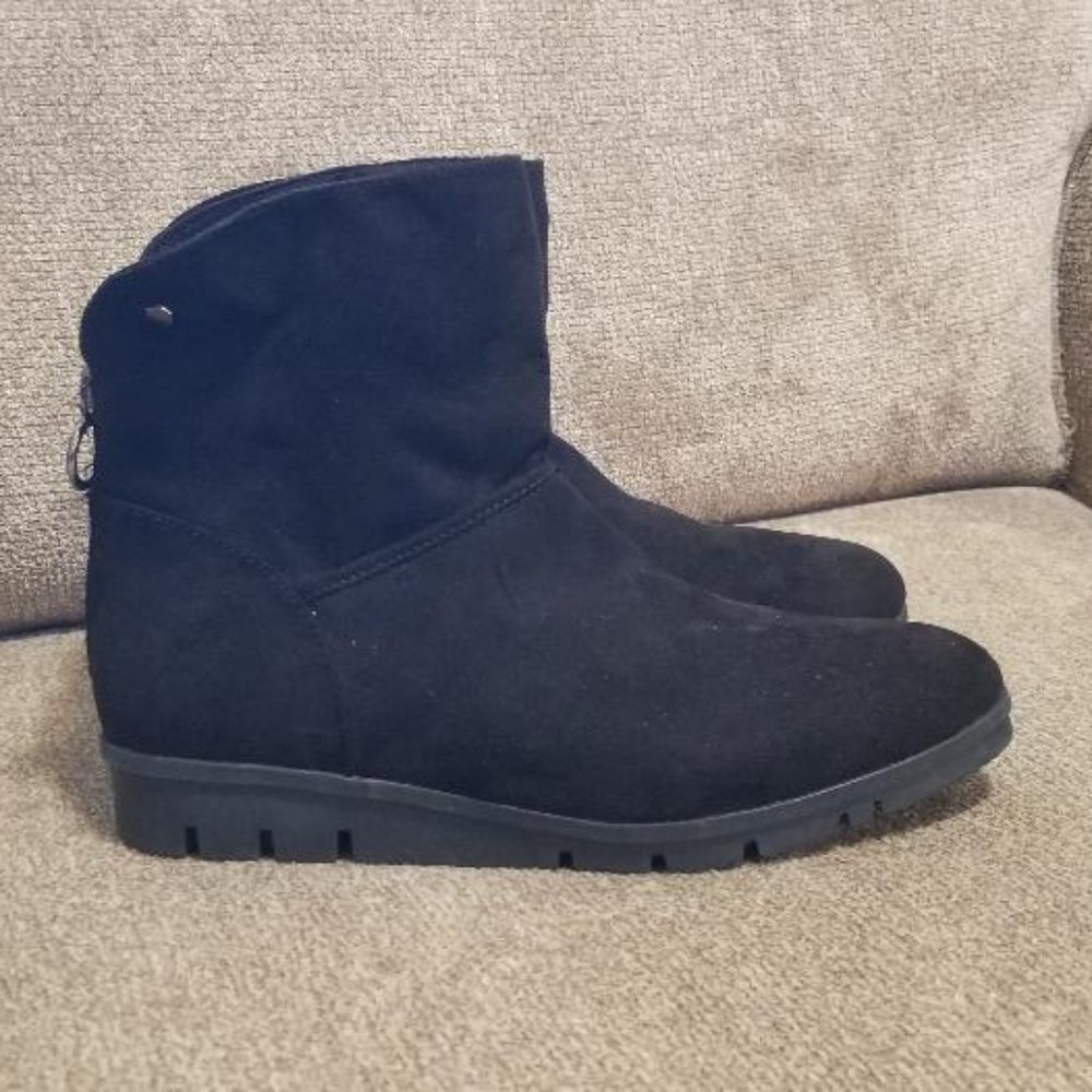 NWOT Basic Editions Black Bootie with Back Zipper - Size 10